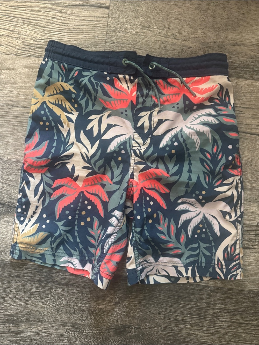 Old Navy Boys Tropical Print Swim Trunks Size 10